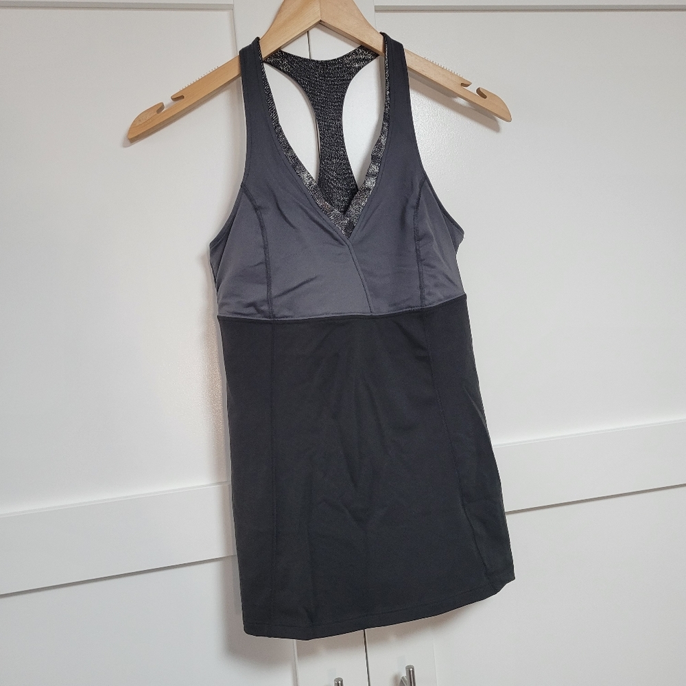 ✨️3 For $30✨️VSX Sport Victoria's Secret Racerback Tank (S)
